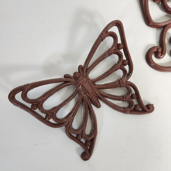 Homco 1978 Set of 2 Faux Rattan Butterflies - Picture 2 of 12